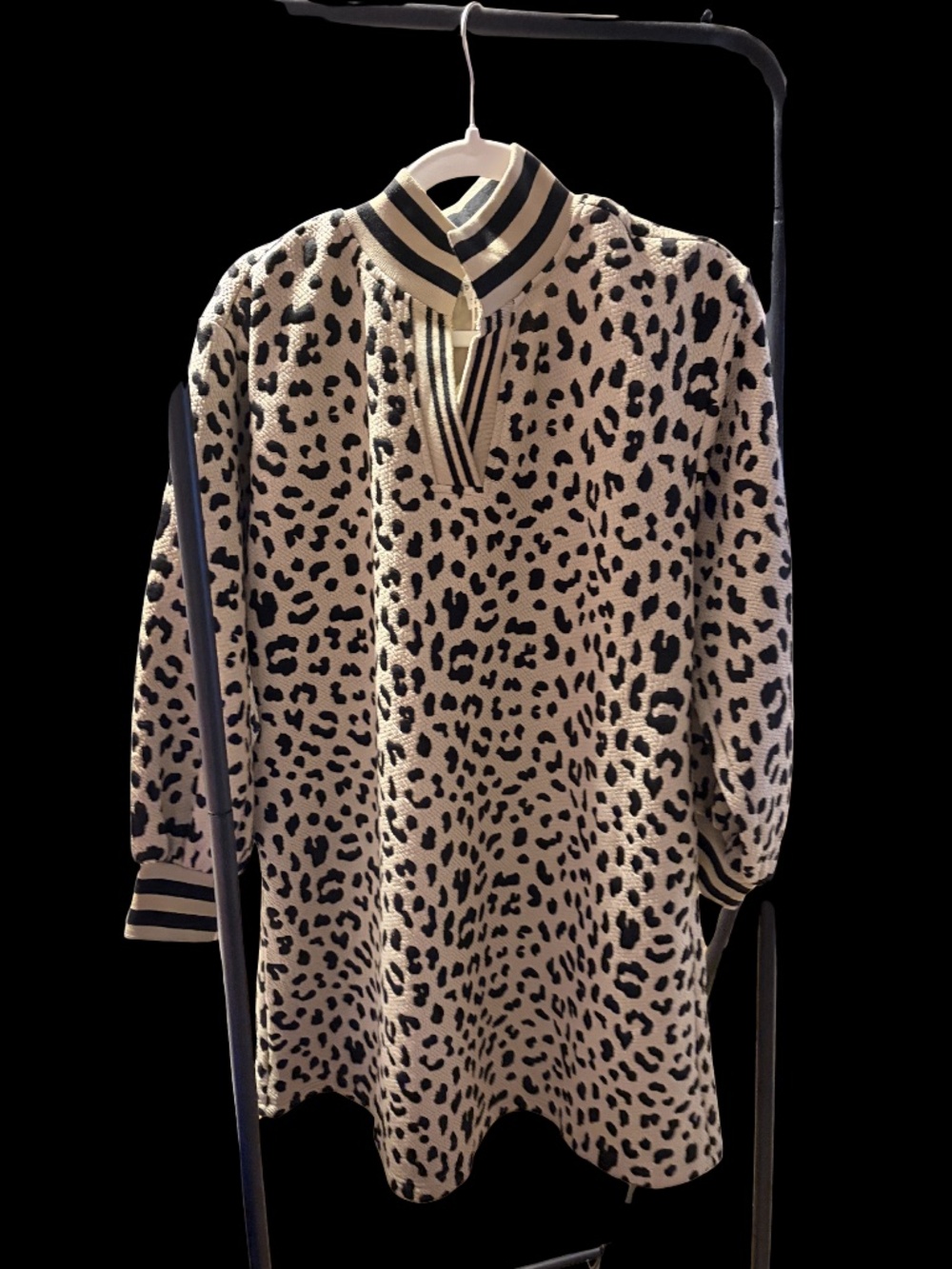 NWT Jodifl Medium Leopard Print Dress in Knit